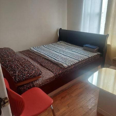 Crystal Room 1 Guest House Near 12Mins To Ewr Airport / Prudential / Njit / Penn Station Newark Dış mekan fotoğraf