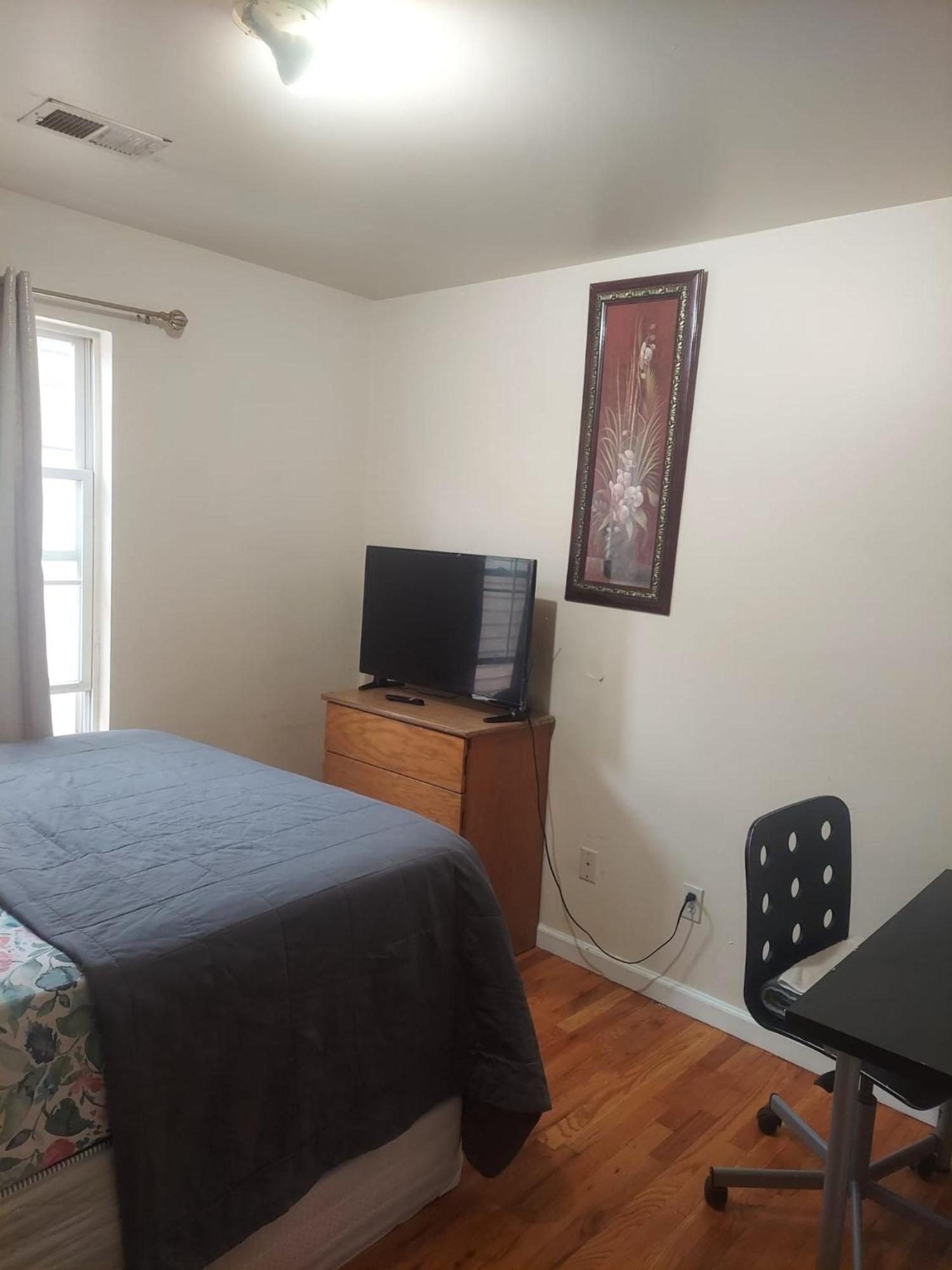Crystal Room 1 Guest House Near 12Mins To Ewr Airport / Prudential / Njit / Penn Station Newark Dış mekan fotoğraf