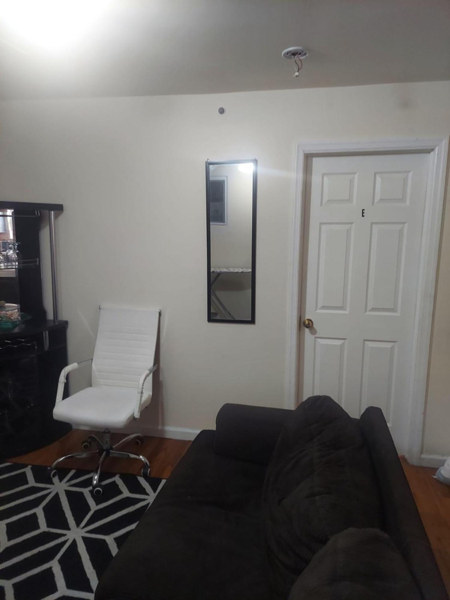 Crystal Room 1 Guest House Near 12Mins To Ewr Airport / Prudential / Njit / Penn Station Newark Dış mekan fotoğraf